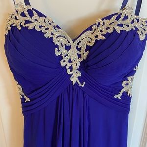 Formal backless gown